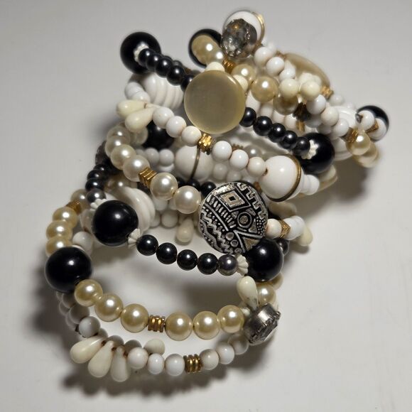 VTG Style Black White Gold Tone Pearl Beaded Memory Wire Coil Bracelet Eclectic - Picture 4 of 10